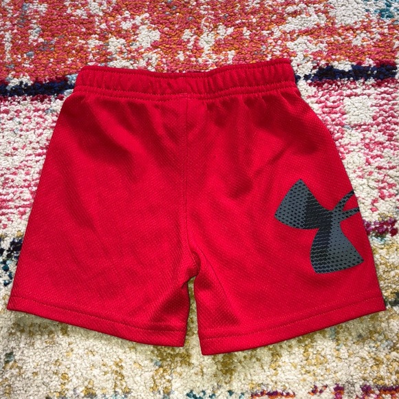 Under Armour shorts - Picture 2 of 3